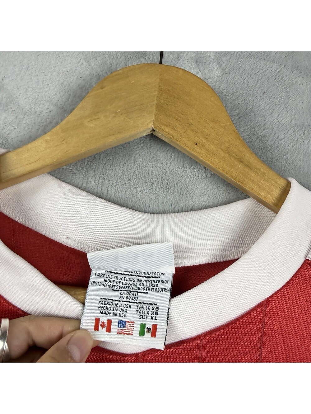 Vintage Adidas Originals Men’s XL Red White Trefoil Soccer Jersey Shirt USA Made - Picture 4 of 8
